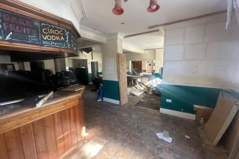 WhatsApp Image 2025-11-17 at 16.16.37 (1).jpeg