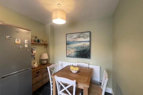 Higher Thorn Close, Braunton, Devon, EX33 photo 3