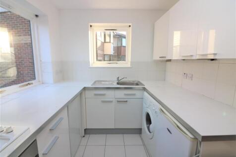 Barnfield Place.jpg