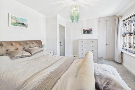 CAM02854G0-PR0362...