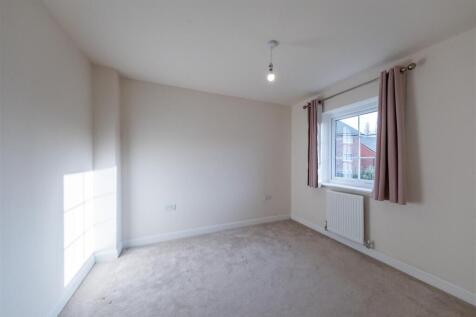 3 Dahlia Crescent-016.jpg