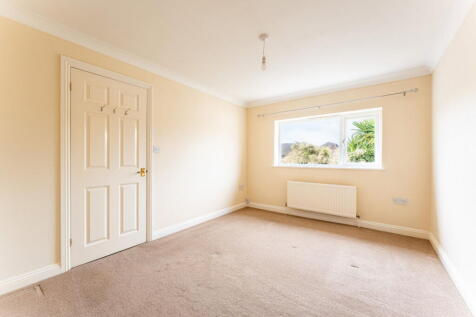 Malmesbury Park Road, Bournemouth, BH8 8PS photo 5