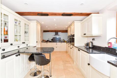Kitchen/Breakfast Area