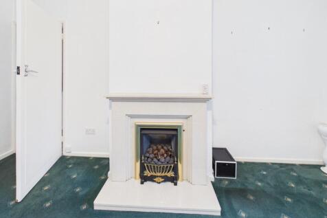 CAM02093G0-PR0065-STILL008