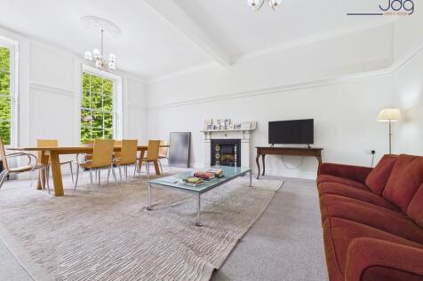 Living Room &amp; Dining Area
