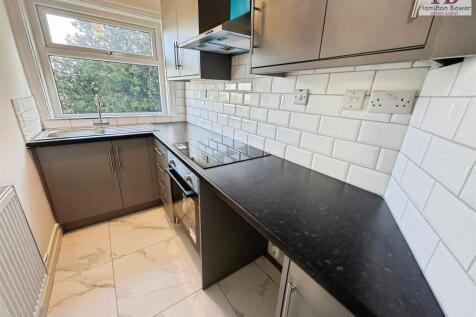 Leafield Grove, Bradford, BD2 photo 3