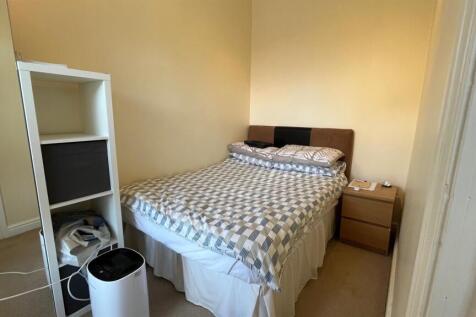 9 Street Lane, Roundhay, Leeds photo 4
