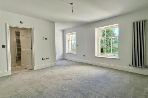 Master bedroom (1).jpeg