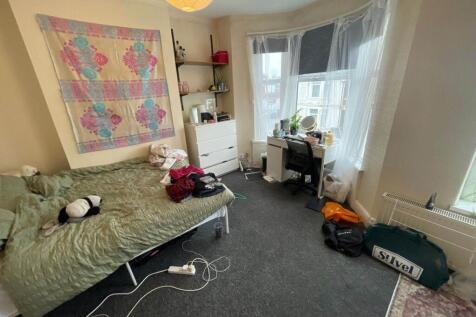 bedroom-5 -