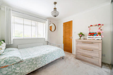 1358974-12-68e7f1...