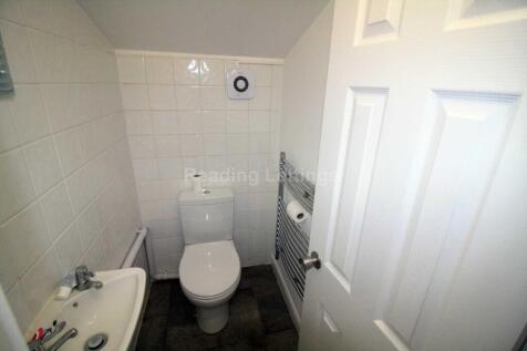 De Beauvoir Road, Reading photo 5