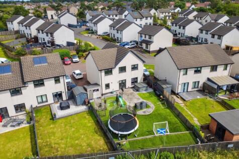 Auldlea Gardens, Beith rear garden