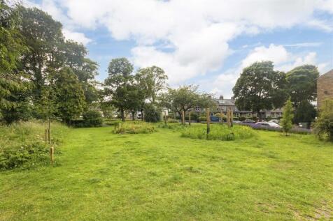 COMMUNAL GARDENS