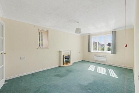 Riverbourne Court, Bell Road, Sittingbourne, Kent, ME10 4DL photo 4