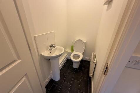 Stonegate Mews, Balby, DN4 photo 5