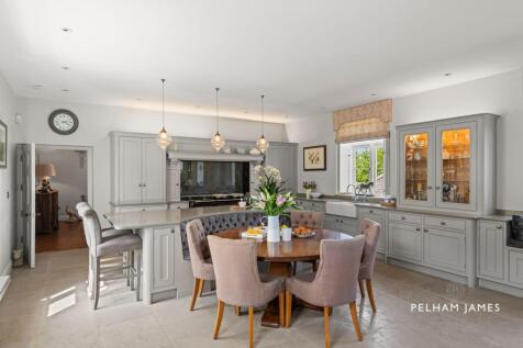 Kitchen, 3-4 Fountain Court, Ufford