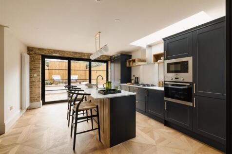 Blurton Road, E5