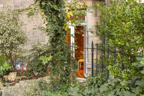 Iona Street