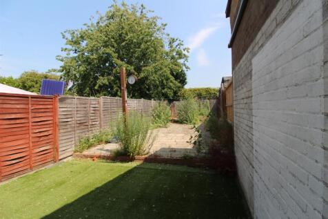 Rear Garden View 2.JPG