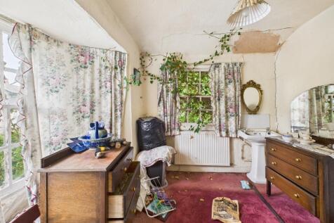 CAM02167G0-PR0348-STILL008 T202510091312.jpg