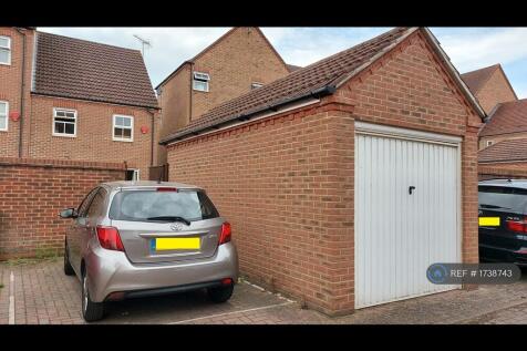 Garage + Parking 