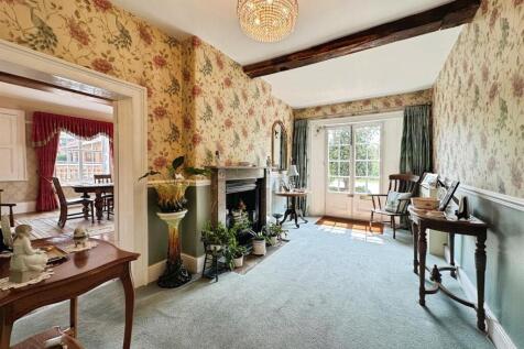 b0d7dba8--49DA-978E-5E068EE0D8B1-66306-00001571FAF