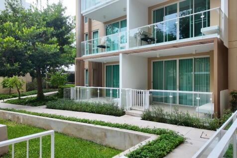 Garden Walkway