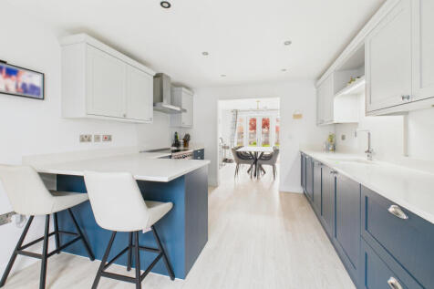 CAM04968G0-PR0089-STILL006