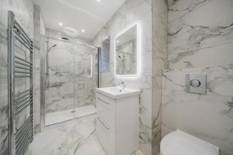 1372080-9-68f79a4...