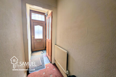 Porch/Hallway