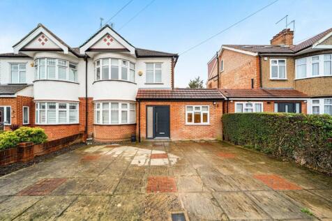 College Close, Harrow, HA3. 5 bedroom semi-detached house for sale