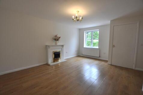 Redwood Drive, Chorley, Lancashire photo 3