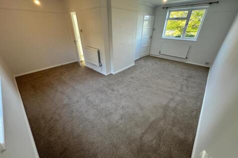 Choulston Close, Netheravon, SP4 photo 3
