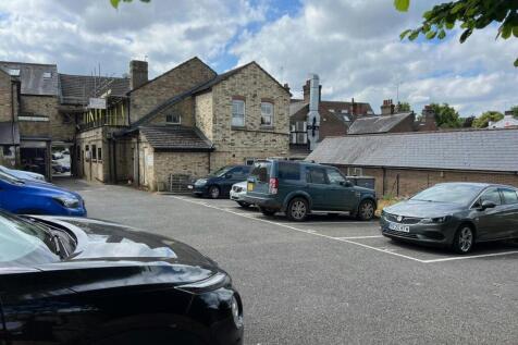 14 Station Road  image 2 - December 2025.jpg