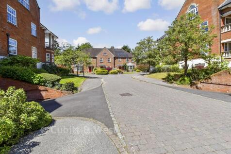 Driveway/Parking
