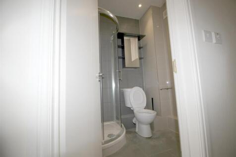Shower Room.jpg