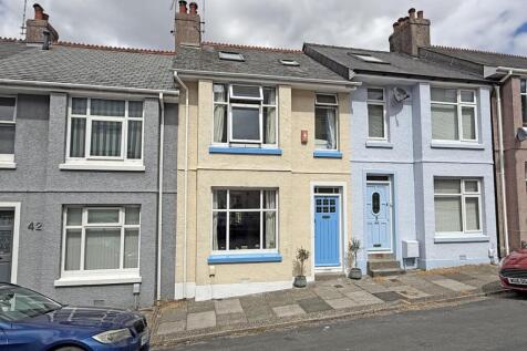 Lydford Park Road 40 - Front...jpg