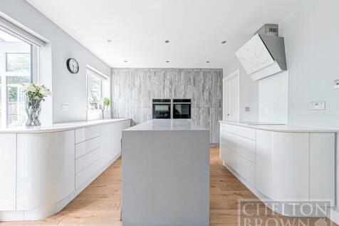 Kitchen &amp; Diner