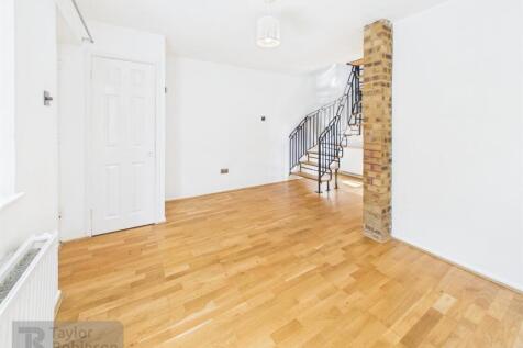 CAM02600G0-PR0832-STILL005.jpg