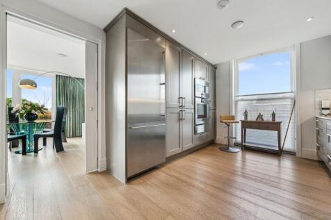 Kitchen/Utility Room