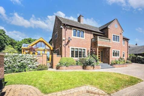 Heritage House View From Driveway.jpeg