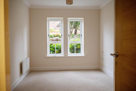 bh_apt_42_bedroom...