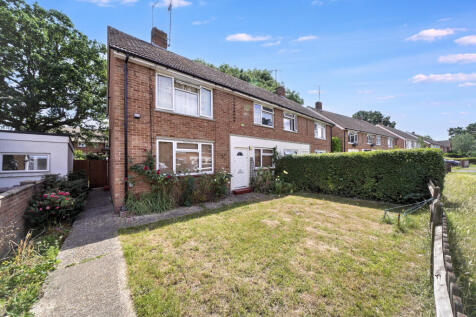 63 Longs Way, Wokingham, Berkshire RG40 1QW