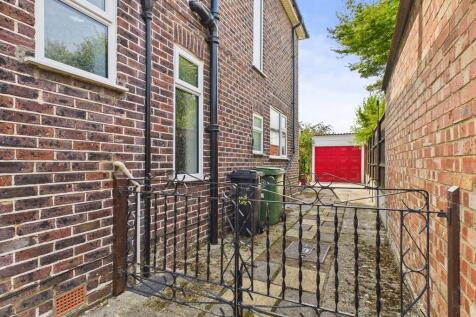 CAM05068G0-PR0035...