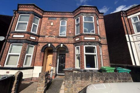 5-bed house on Johnson Road, Nottingham, £2,643/mo