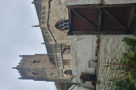 Courtyard gate