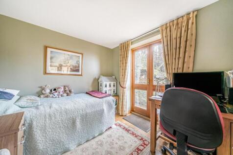 Ground floor bedroom study.jpg