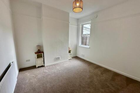 PHOTO-2025-10-02-16-09-01 2.jpg