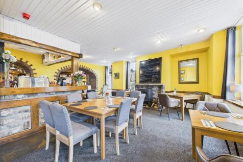 CAM03481G0-PR0107-STILL006