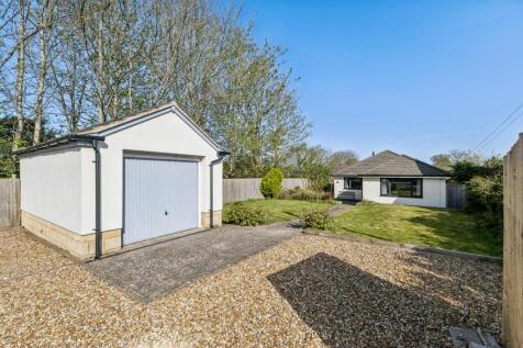 Garage / External